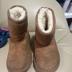 Beige toddler ugg boots size 9